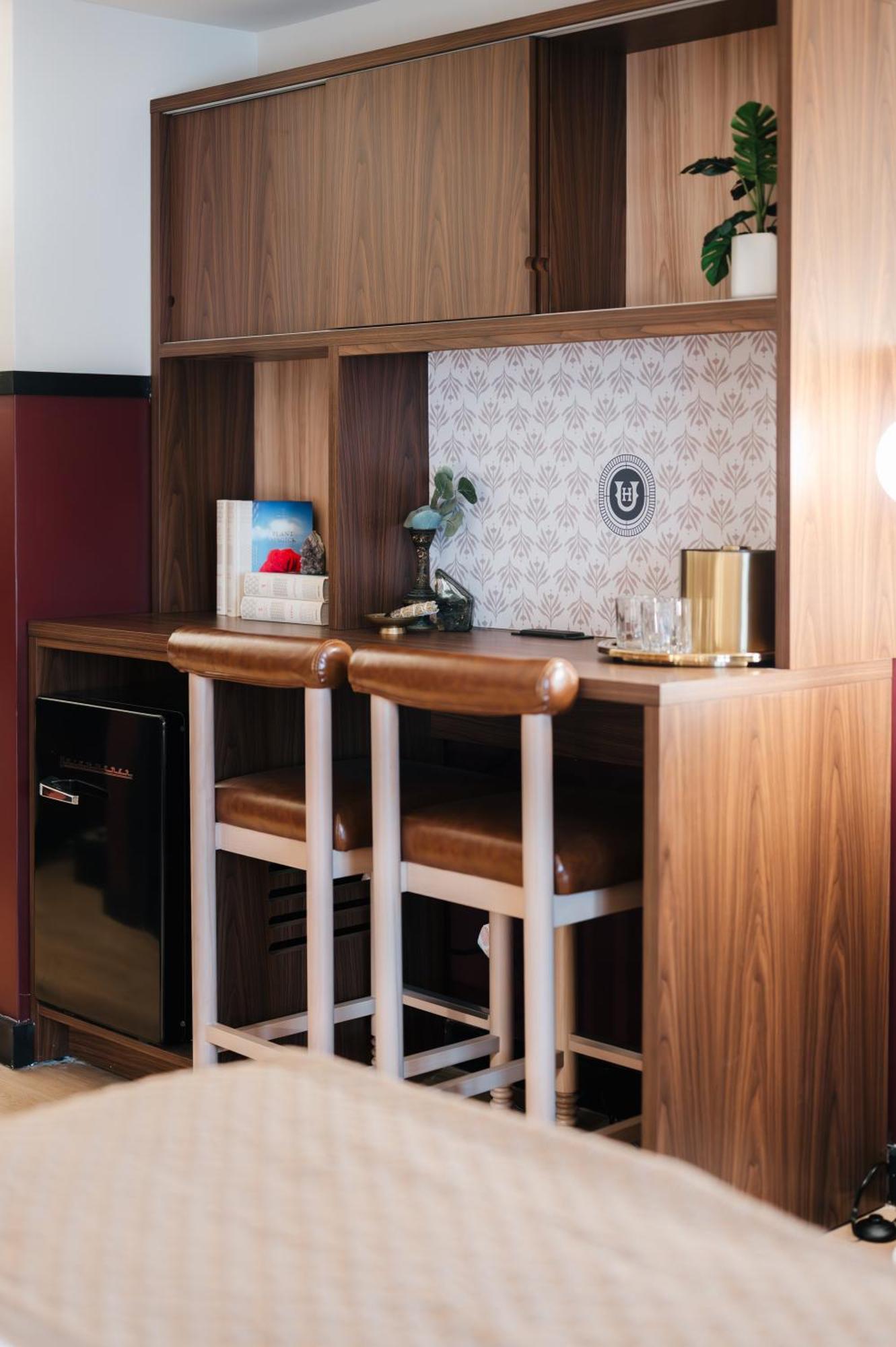 Uncommoner Hotel By Reverie Boutique Collection เวสต์ ยาร์มัธ ภายนอก รูปภาพ